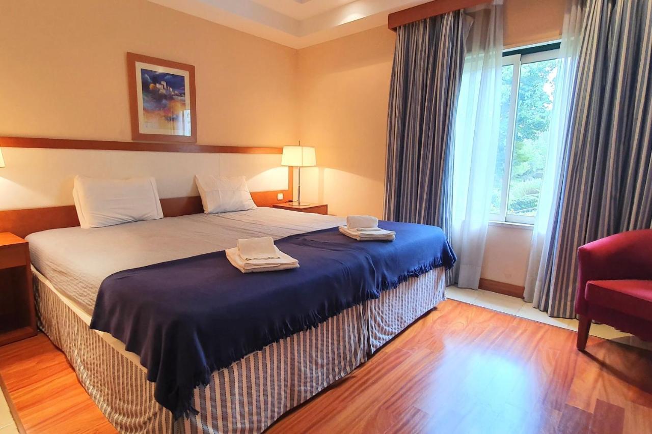 Classic 2Bdr Apartment Near Beach By Lovelystay 拉戈阿 外观 照片