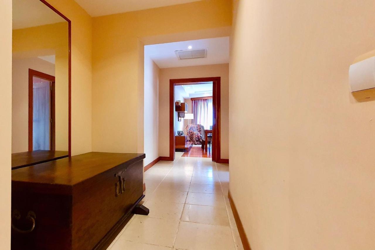 Classic 2Bdr Apartment Near Beach By Lovelystay 拉戈阿 外观 照片